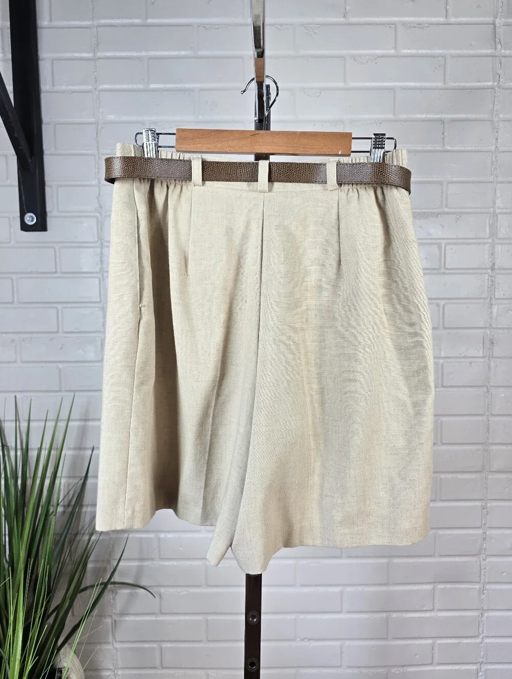 Vintage Requirements Cream Pleat Front Trouser Short 16 Linen Blend